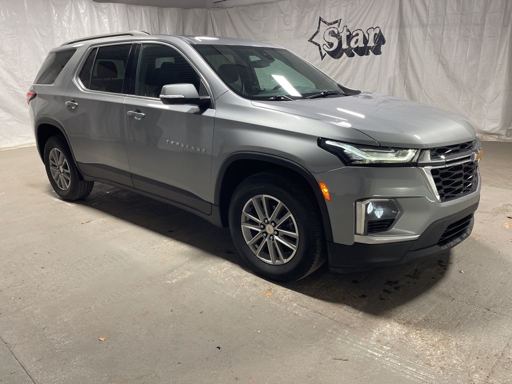 2023 Chevrolet Traverse LT Cloth FWD