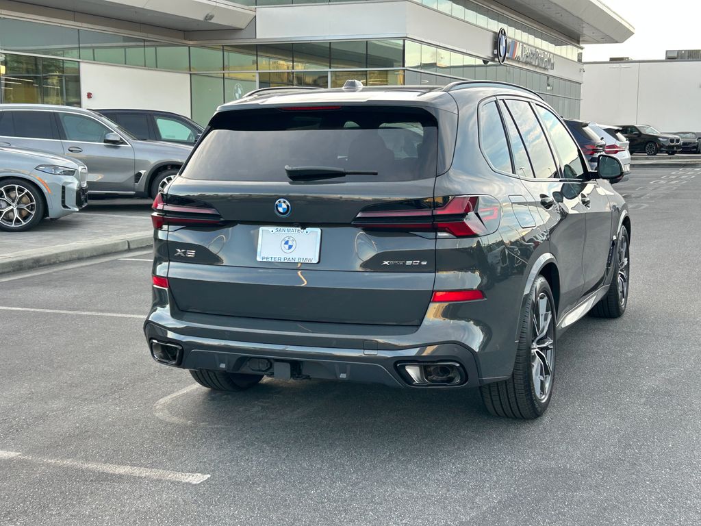 Thumbnail: 2026 BMW X5 - 5