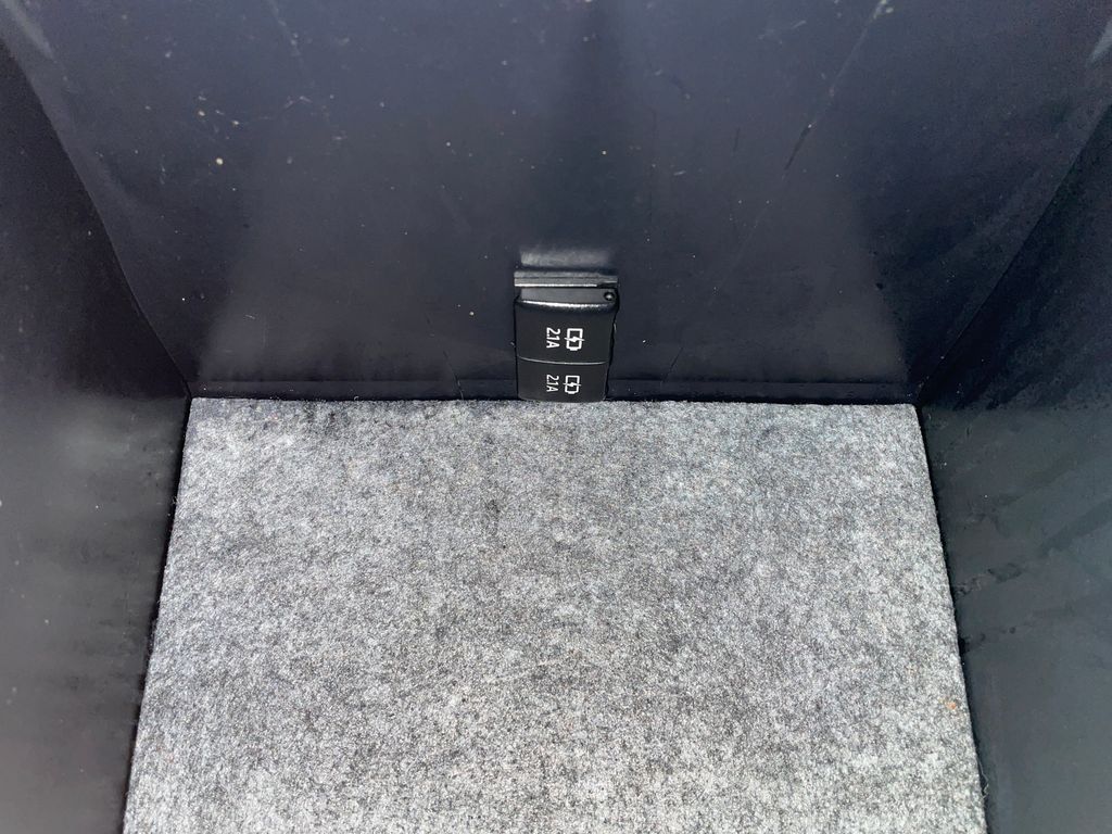 Thumbnail: 2019 Toyota Tacoma - 28