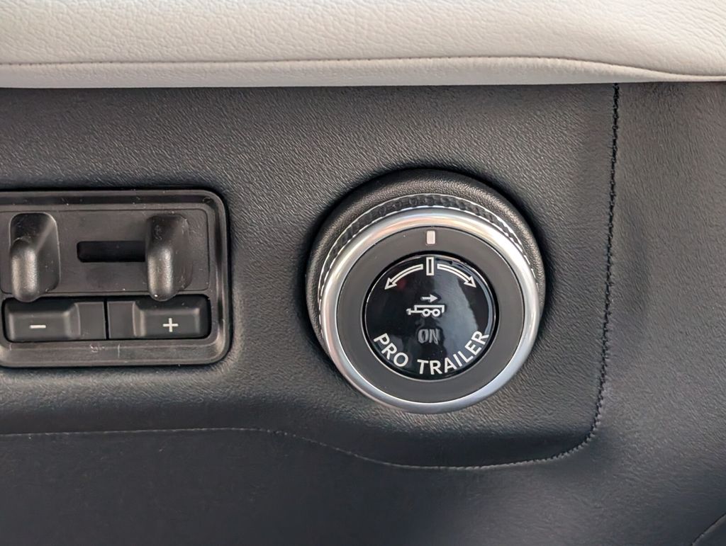 new 2026 Lincoln Navigator L car, priced at $126,165