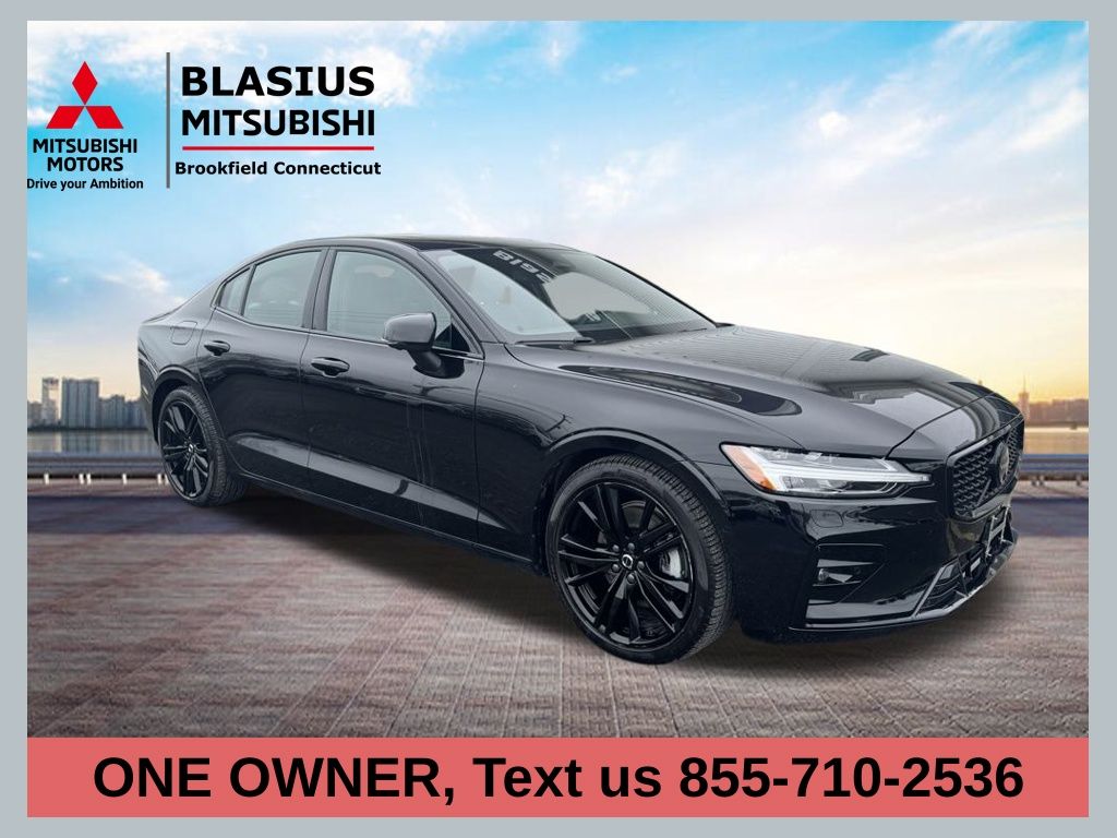 2024 Volvo S60 B5 Plus Black Edition AWD