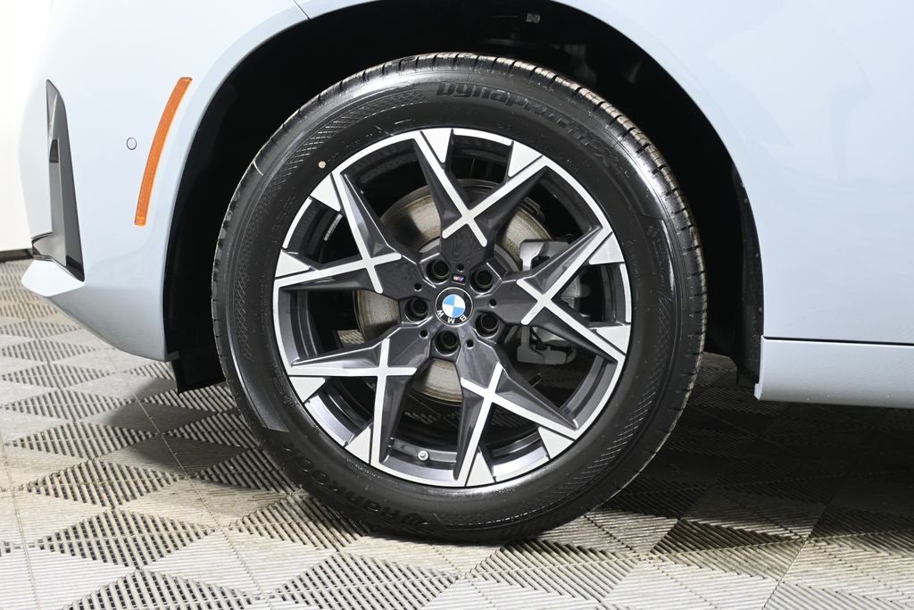 Thumbnail: 2026 BMW X3 - 12