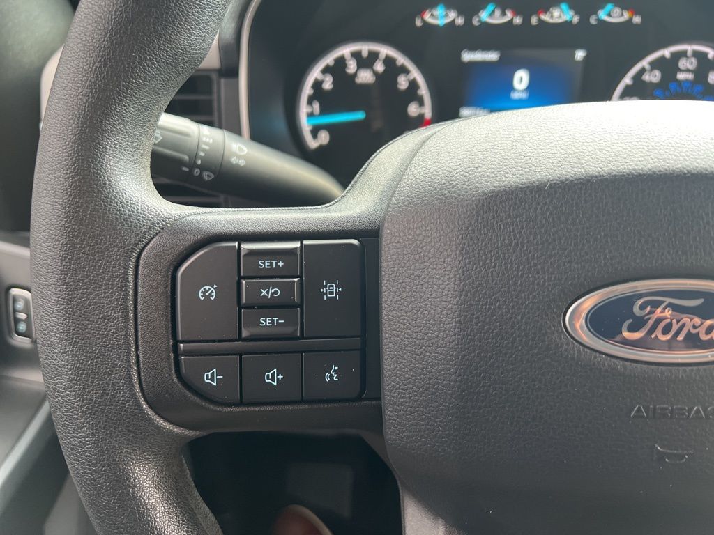 2022 Oxford White Ford F-150 XLT 4X4 Truck