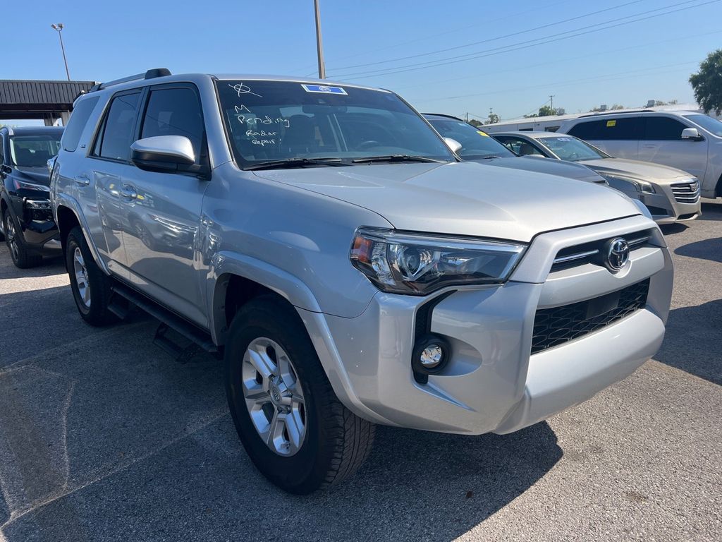Classic Silver Metallic 2021 Toyota 4Runner SR5 RWD SUV / Crossover 4X2 5-Speed Automatic Overdrive