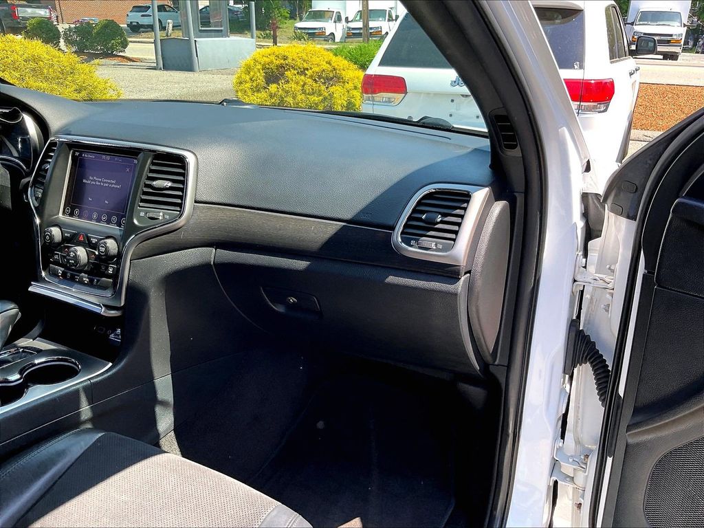 2018 Jeep Grand Cherokee — photo 13