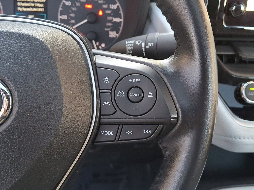 Thumbnail: 2023 Toyota Corolla - 22