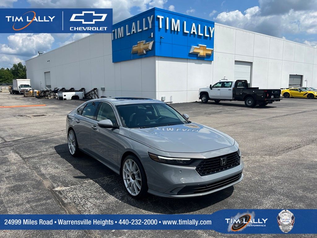 Gray 2023 Honda Accord Hybrid Sedan Front-Wheel Drive Continuously Variable Transmission