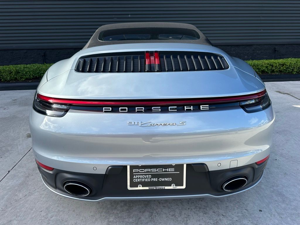Thumbnail: 2020 Porsche 911 - 15
