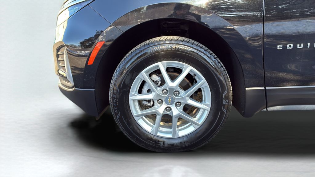 used 2023 Chevrolet Equinox car, priced at $23,450