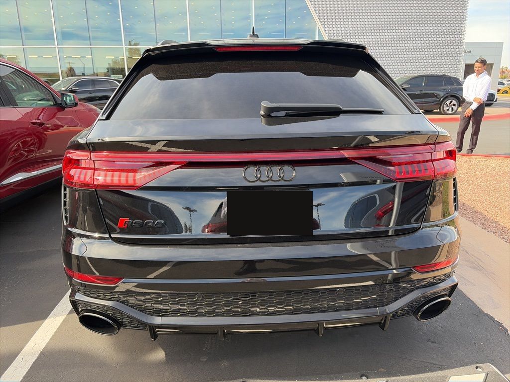 Thumbnail: 2021 Audi RS Q8 - 6