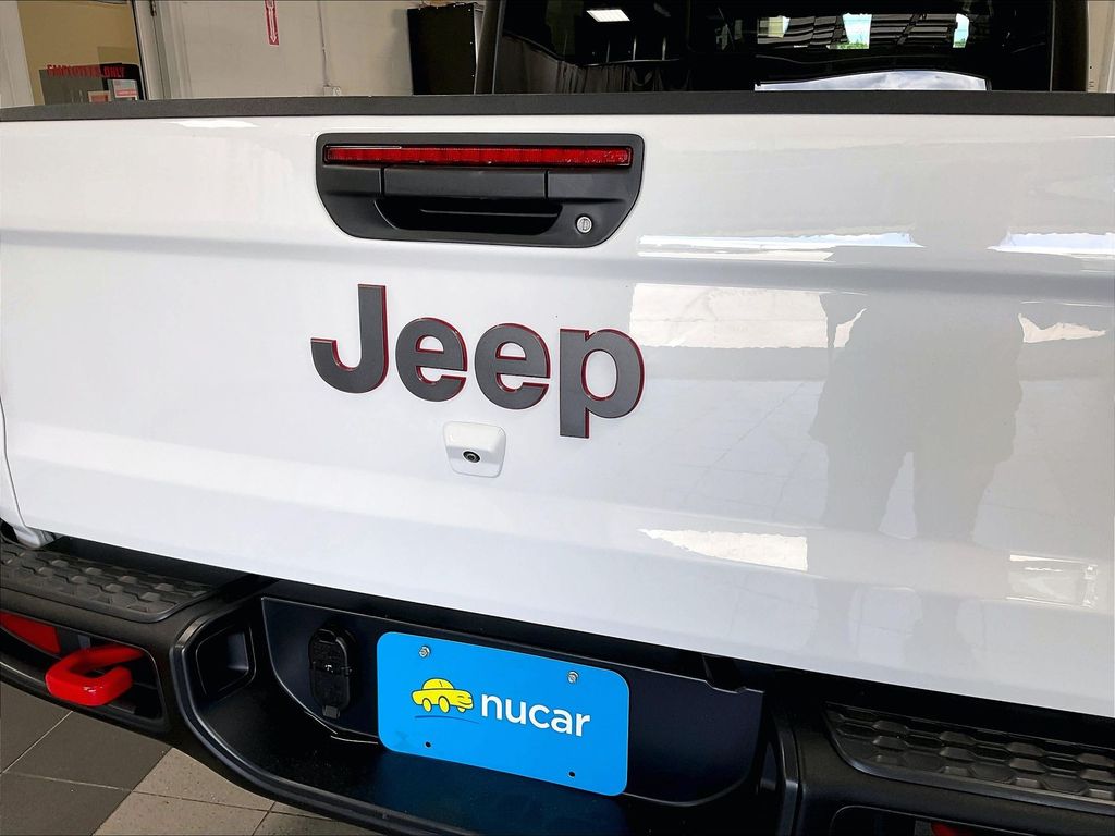 2026 Jeep Gladiator — photo 27