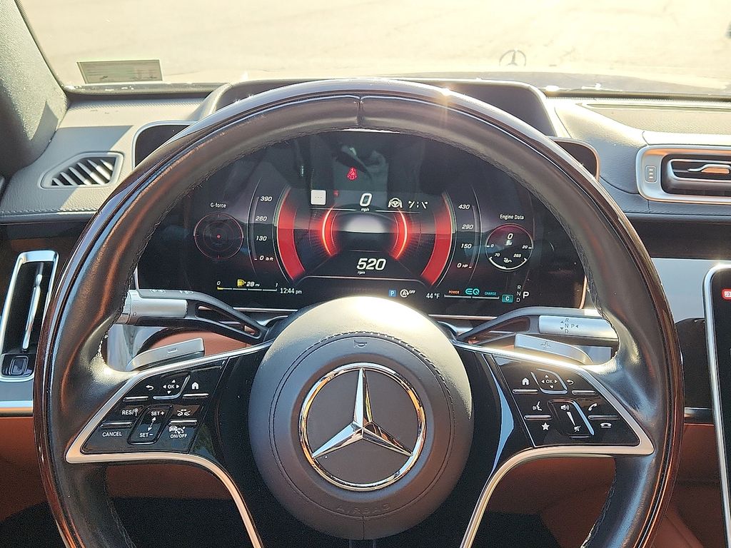 Thumbnail: 2022 Mercedes-Benz S-Class - 20