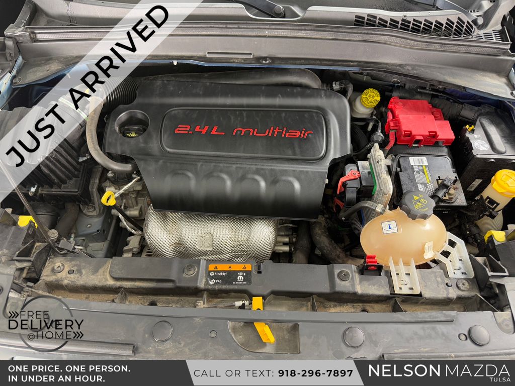 Used 2019 Blue Jeep Latitude image 48