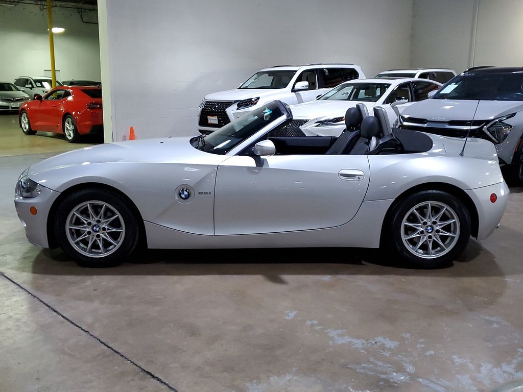 2005 BMW Z4 2.5i 48