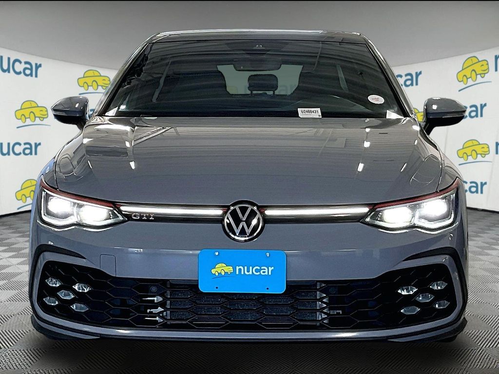 2022 Volkswagen Golf GTI — photo 2