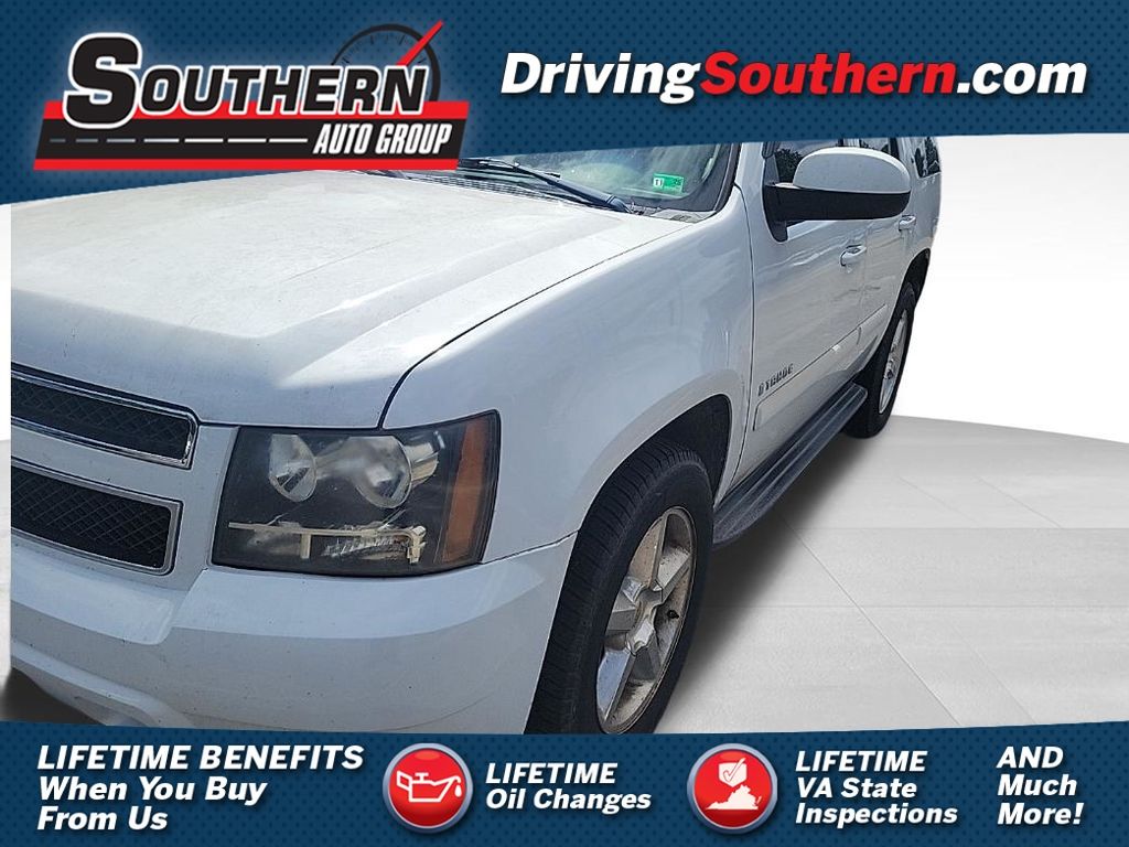 Summit White 2007 Chevrolet Tahoe LT RWD SUV / Crossover Rear-Wheel Drive 4-Speed Automatic Overdrive