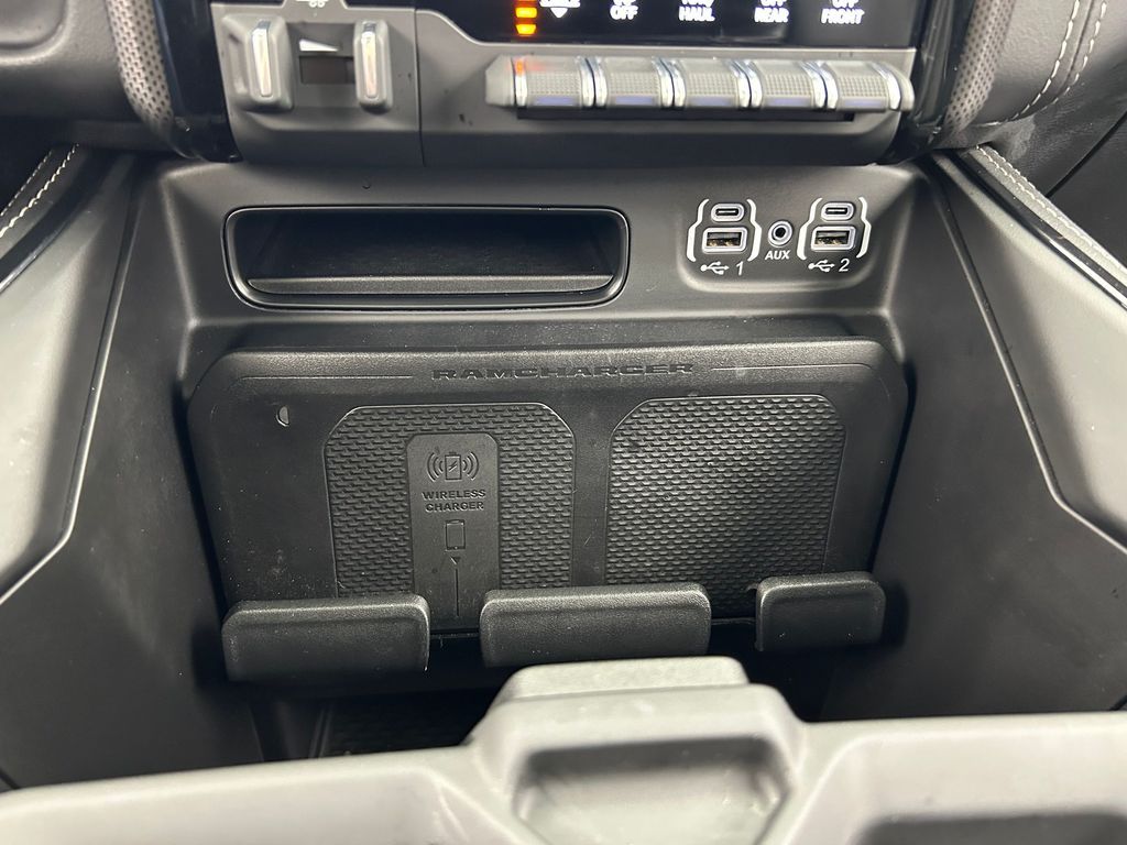 Used 2024 Billet Silver Metallic Clearcoat Ram Limited image 33