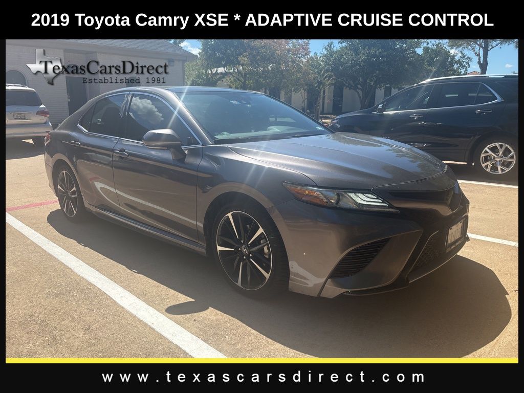 2019 Toyota Camry XSE 2