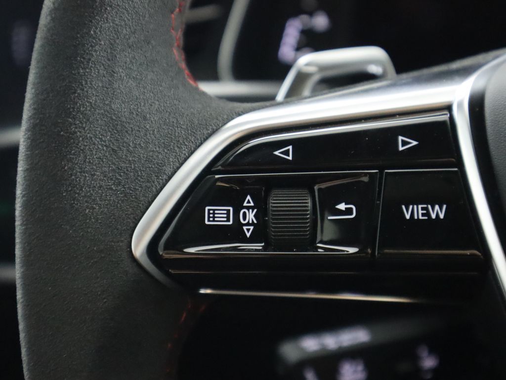 Thumbnail: 2026 Audi RS 7 - 12