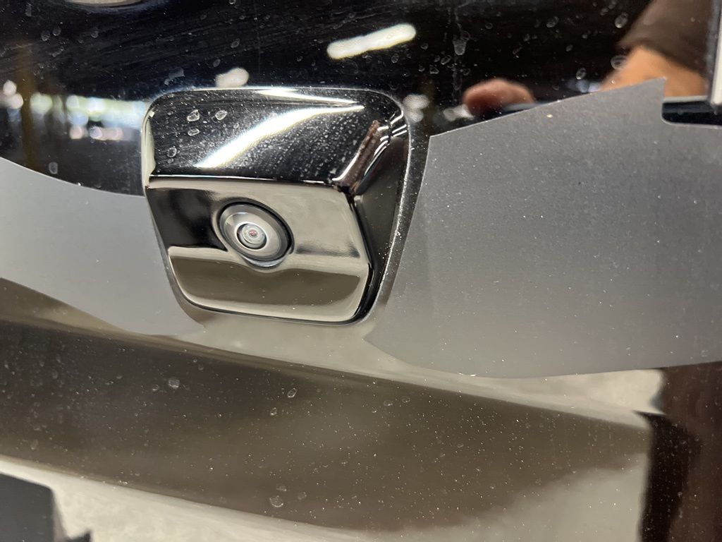 2021 Jeep Gladiator Overland - 6