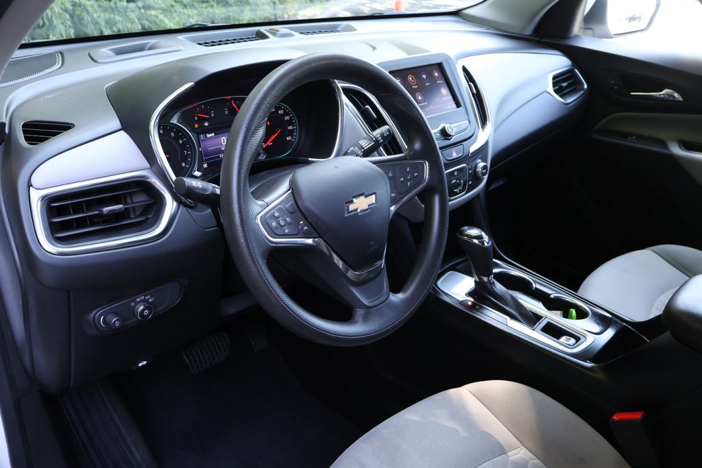 Thumbnail: 2020 Chevrolet Equinox - 26