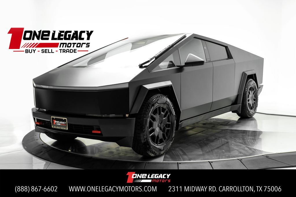 Black 2024 Tesla Cybertruck Crew Cab AWD Pickup Truck All-Wheel Drive 1-Speed Automatic