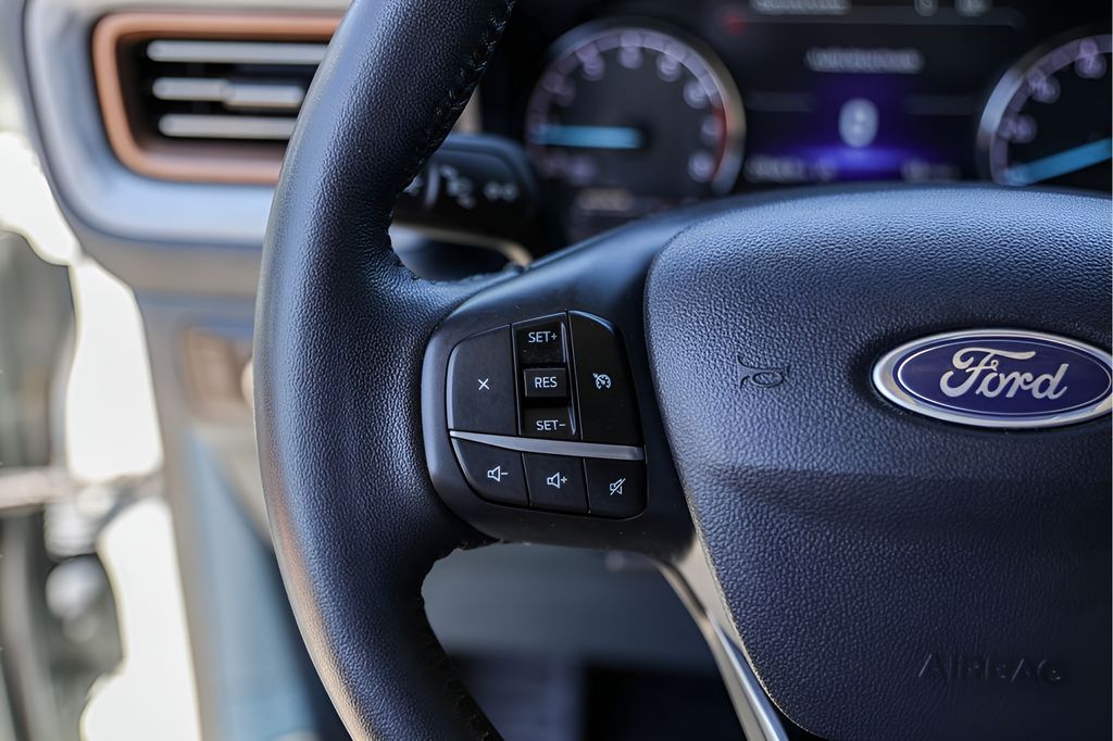 Used Car 2022 Ford Maverick  Lariat For Sale Under $30,000 In Austin, Texas