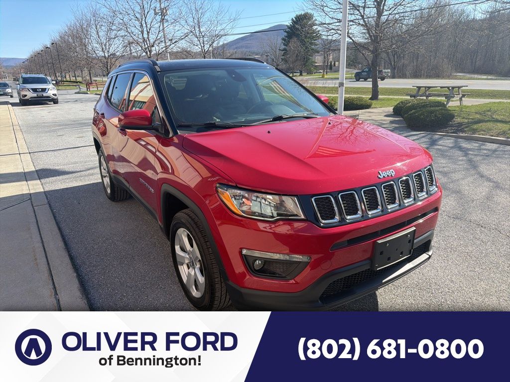 Redline Pearlcoat 2018 Jeep Compass Latitude 4WD SUV / Crossover Four-Wheel Drive 9-Speed Automatic