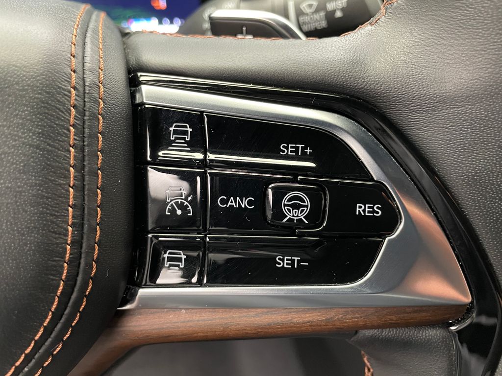 2023 Jeep Grand Cherokee Summit 4xe 23