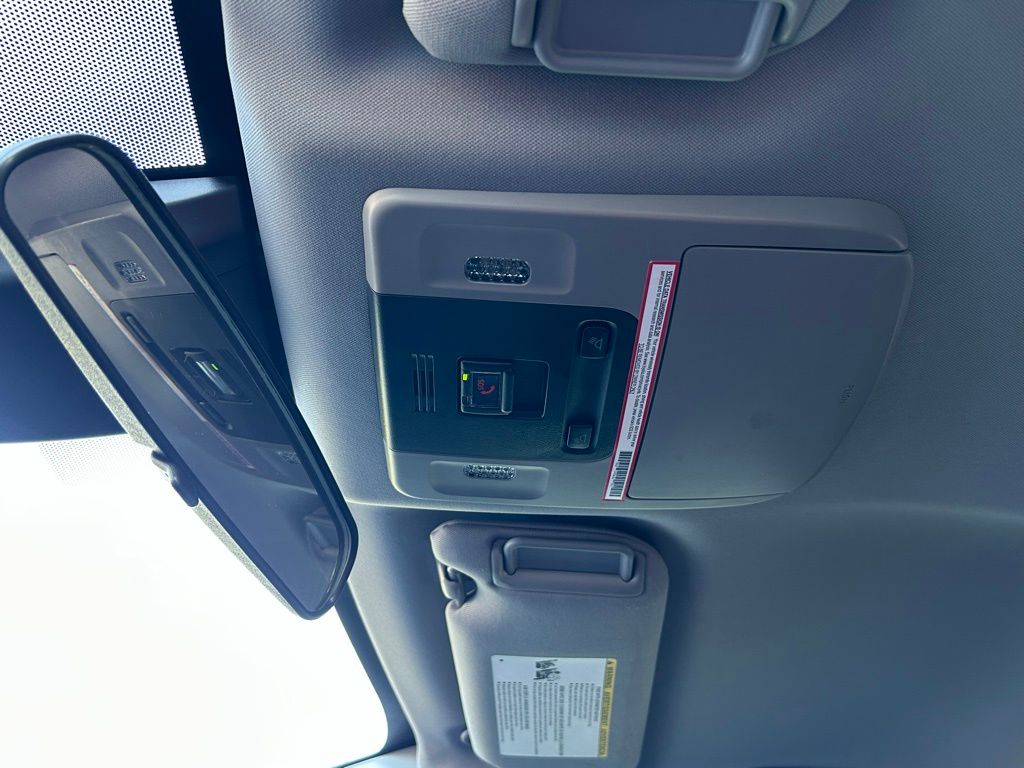 Thumbnail: 2023 Toyota Camry - 29