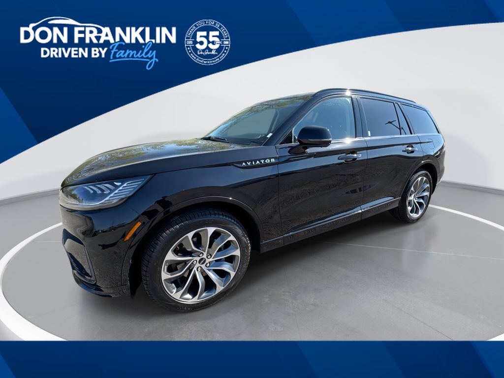 2026 Lincoln Aviator Premiere AWD's photo