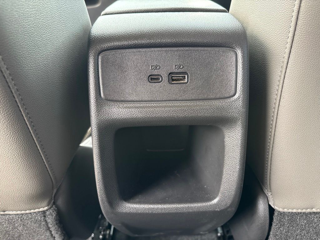 Used 2025 Chevrolet Trax SUV