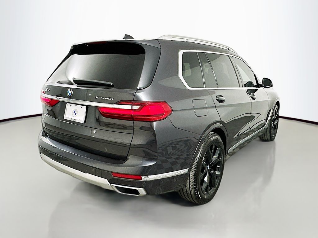 2022 BMW X7 xDrive40i 5