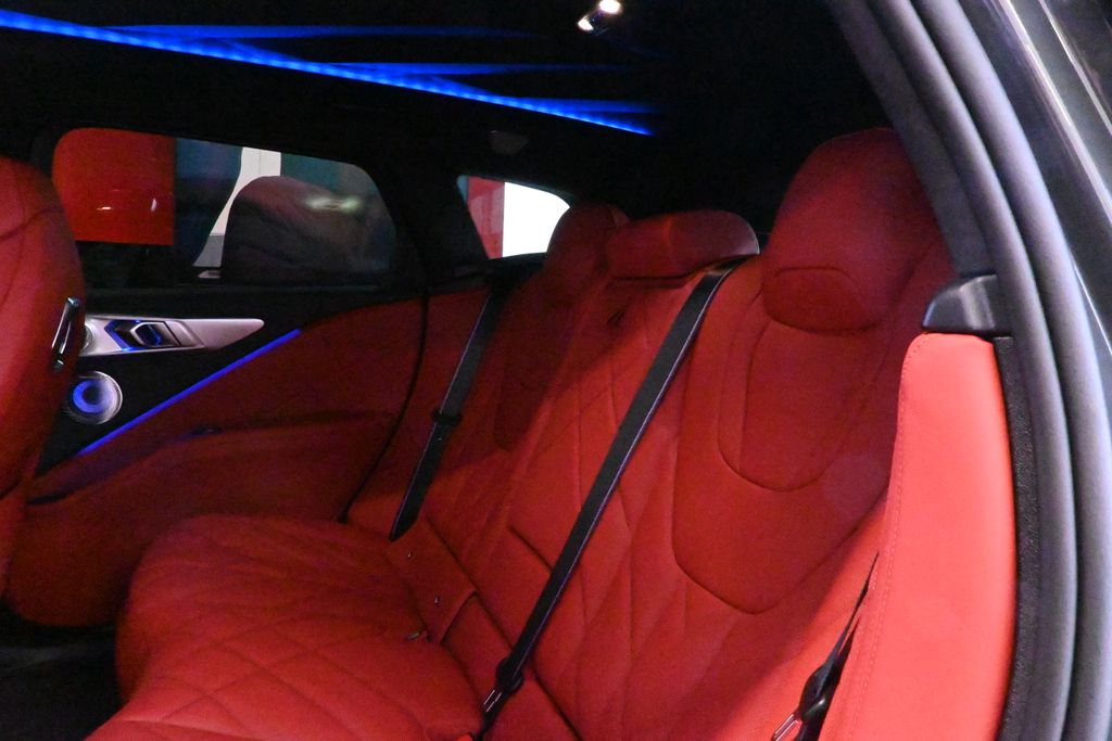 Thumbnail: 2026 BMW XM - 4