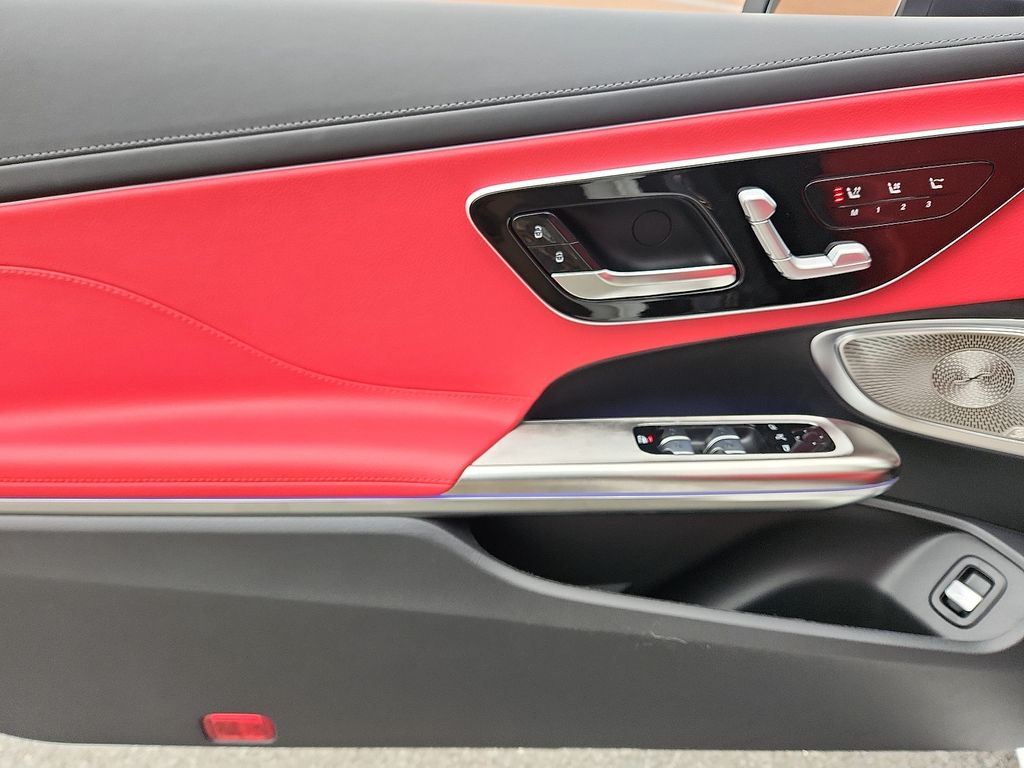 Thumbnail: 2026 Mercedes-Benz CLE - 8