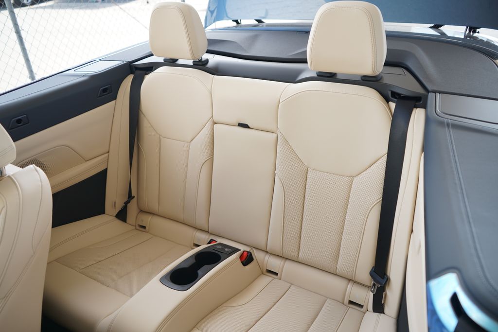 Thumbnail: 2026 BMW 4 Series - 21