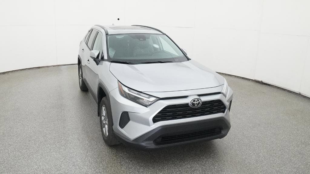 Thumbnail: 2025 Toyota RAV4 - 23