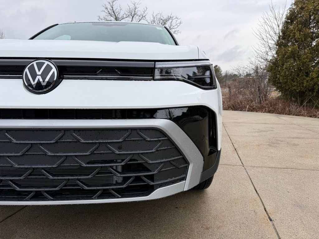 New 2026 White Volkswagen 1.5T SE image 4