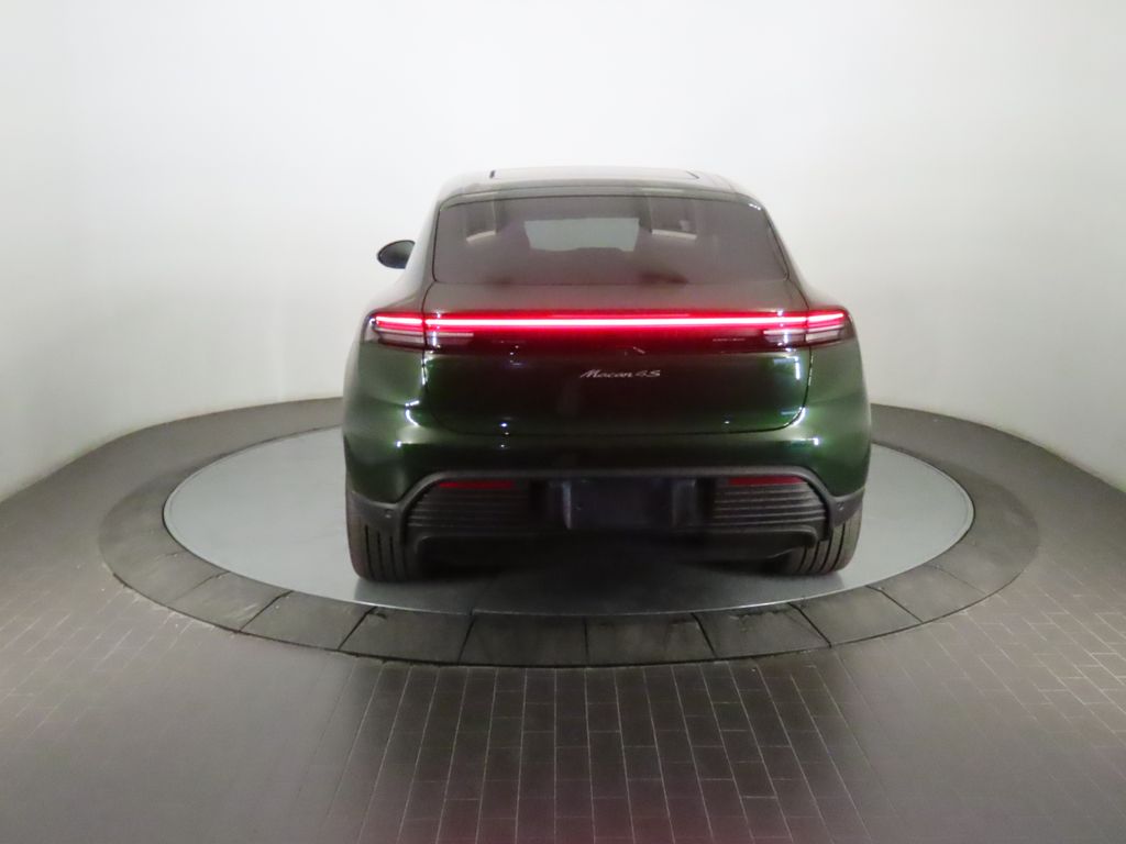 Thumbnail: 2025 Porsche Macan - 6