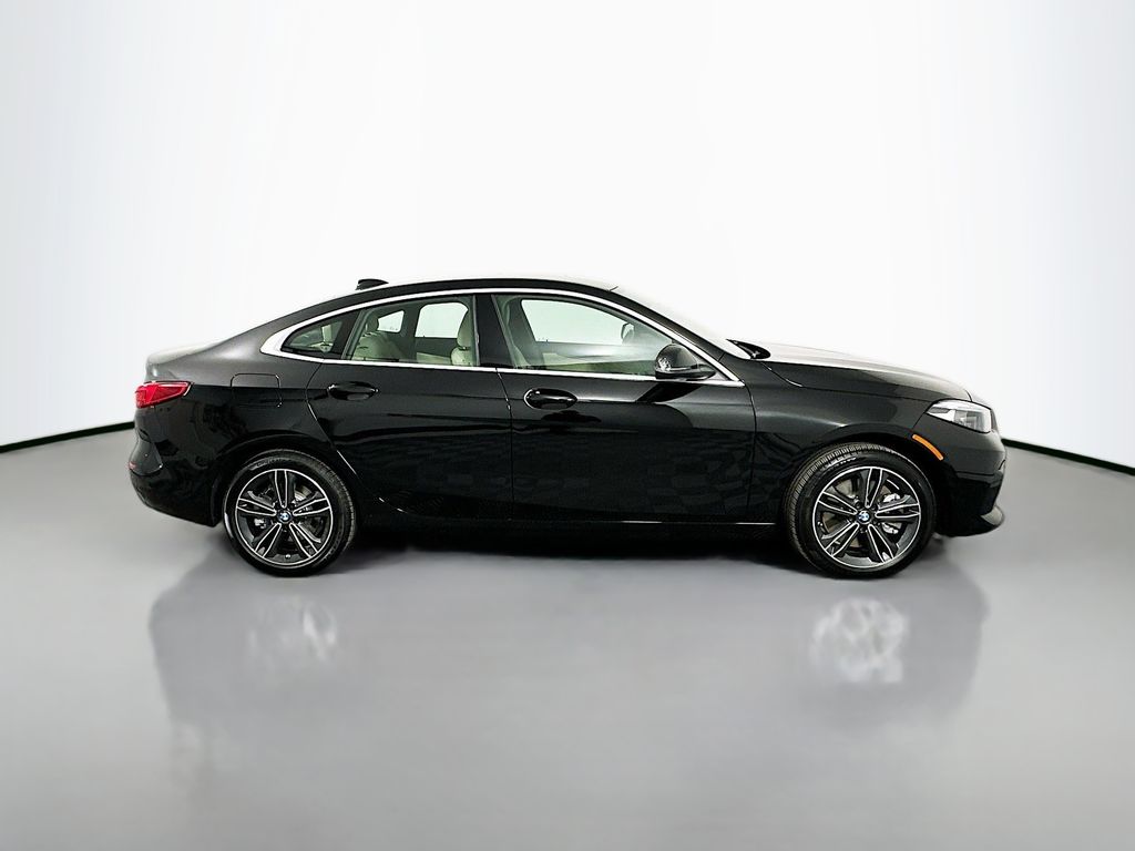 Thumbnail: 2024 BMW 2 Series - 4