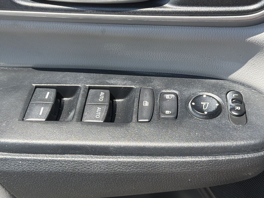 Used 2017 Honda CR-V SUV