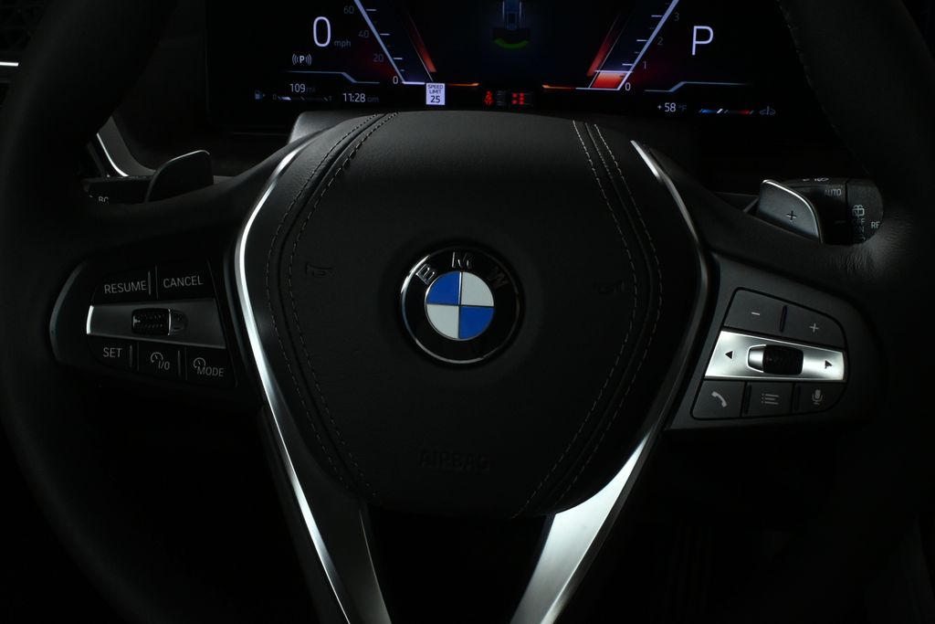 Thumbnail: 2026 BMW X5 - 19