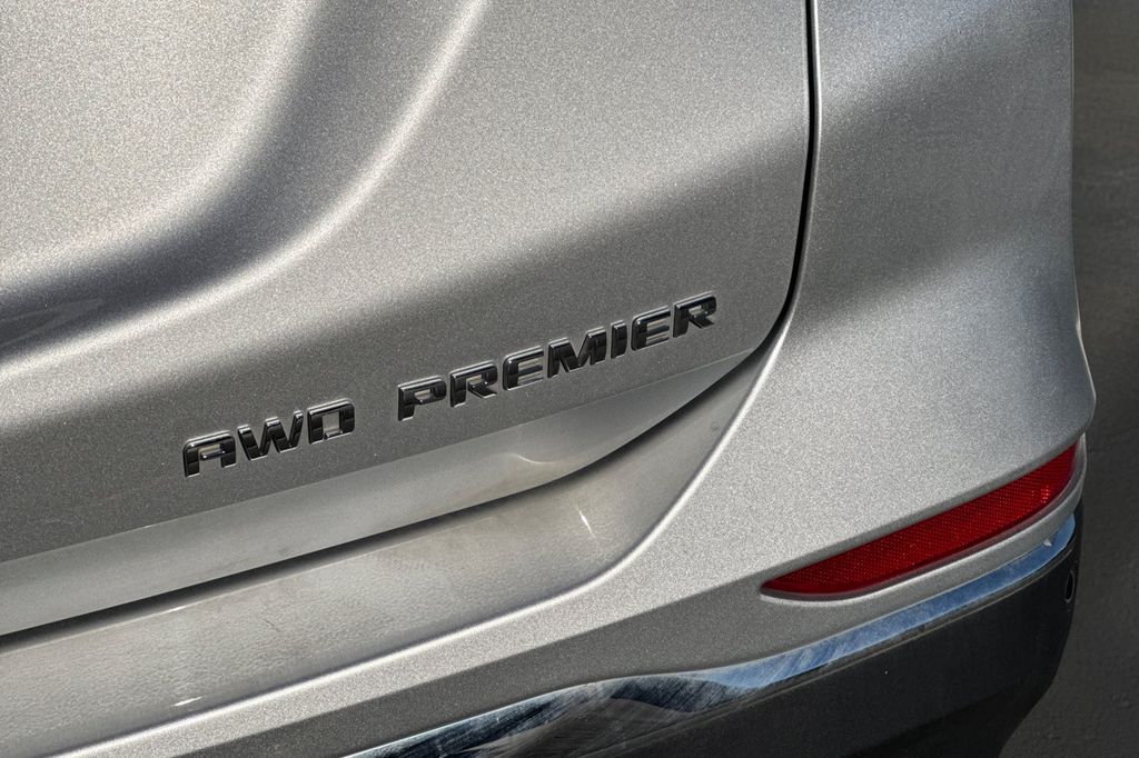 used 2020 Chevrolet Equinox car, priced at $23,992