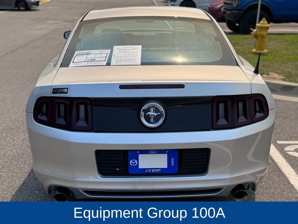 2014 Ford Mustang V6