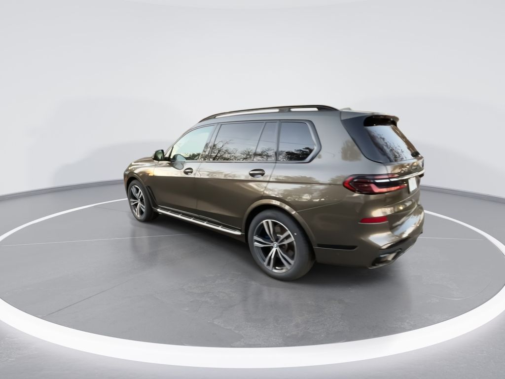 Thumbnail: 2023 BMW X7 - 6