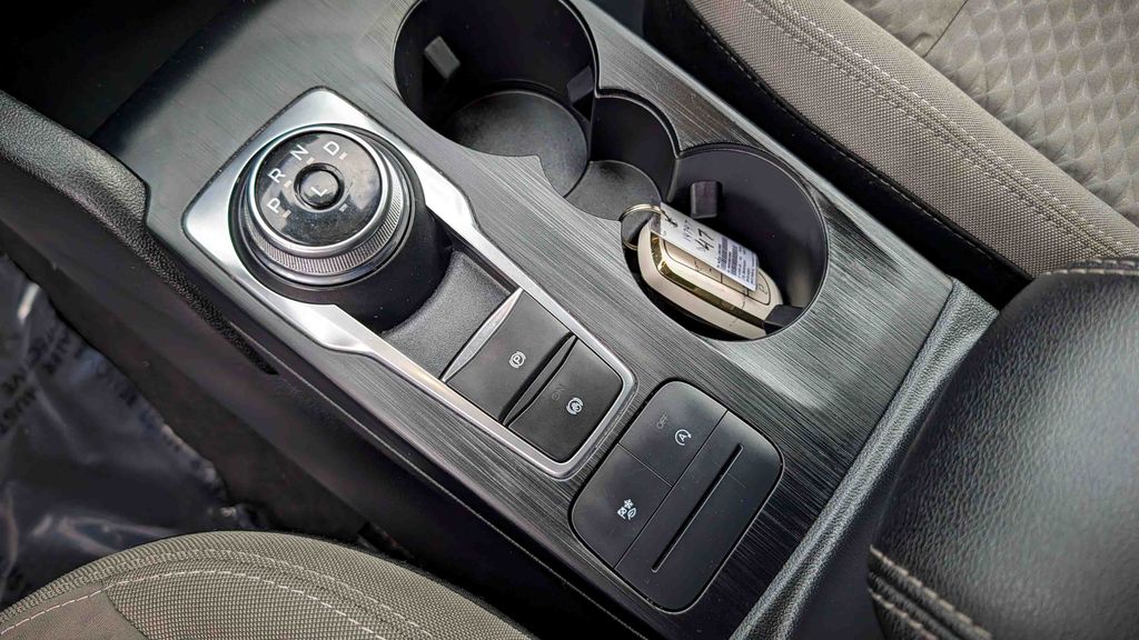 Used 2022 Ford Escape SE 4D Sport Utility