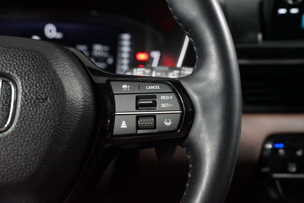 Thumbnail: 2023 Honda Pilot - 13