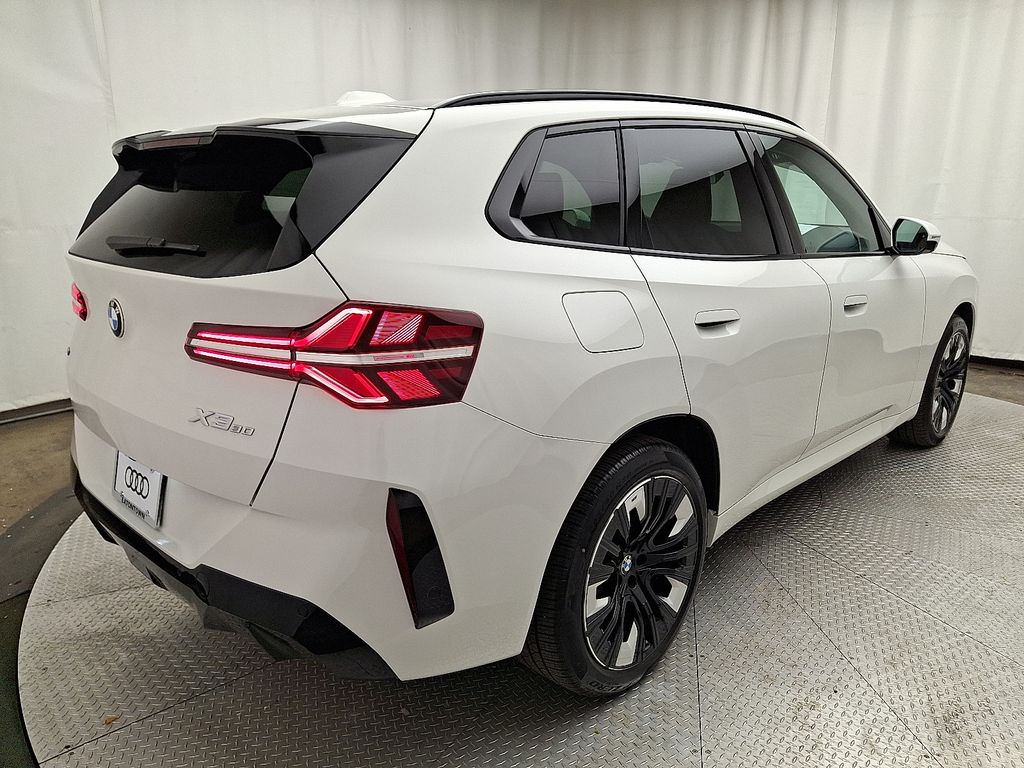 Thumbnail: 2026 BMW X3 - 4