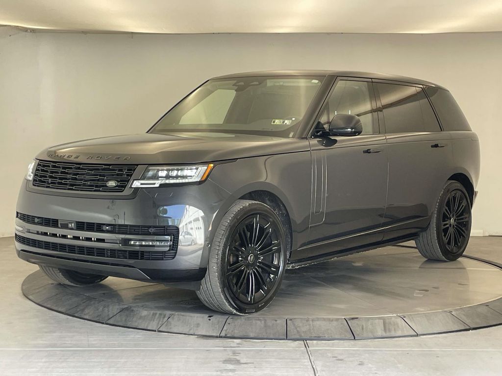  2025 Land Rover Range Rover P400 SE LWB AWD   