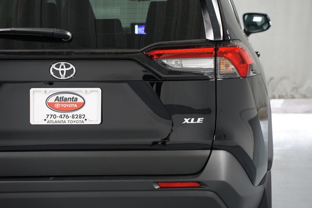Thumbnail: 2025 Toyota RAV4 - 10